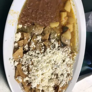 Chilaquiles con pollo