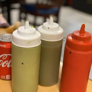 De todo as mi favorita la del vestido verde crema!