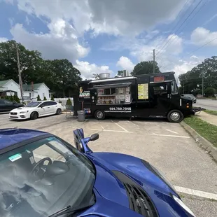 Outside the taqueria truck