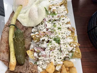 Los Chilaquiles