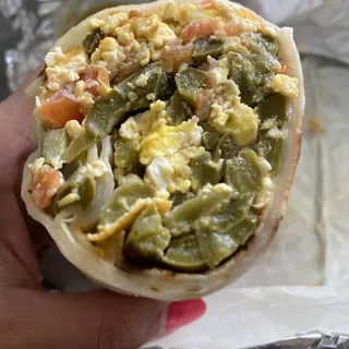 Huevos con Nopales