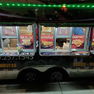 Lunch truck tonight! Nice looking truck