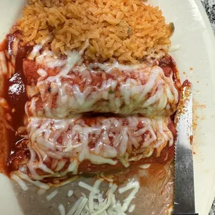 Red spicy sauce with chicken