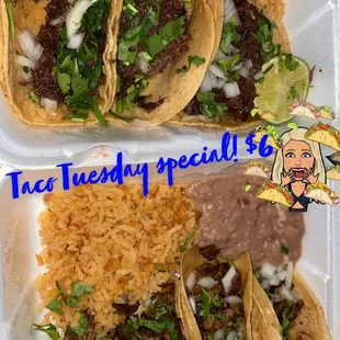 Barbacoa and Steak taco plates.