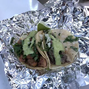 Pollo and Lengua tacos were quite decent!