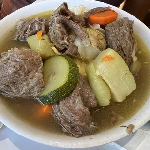 Caldo de res