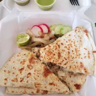 Carne azada quesadilla