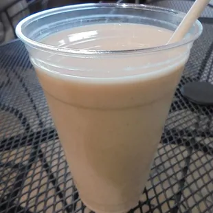 A big glass of horchata - yum!