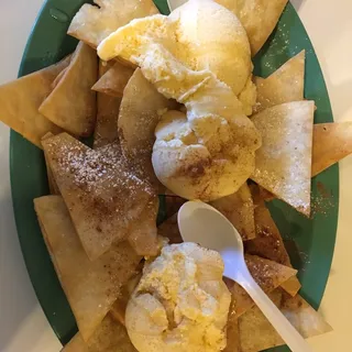 Sopapilla