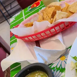 food, nachos