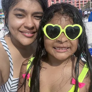 Nena S.