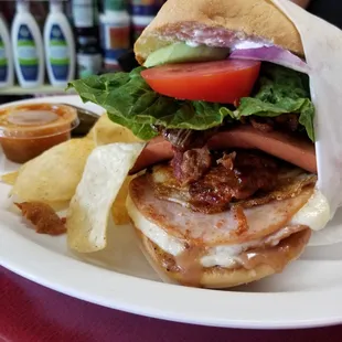 Torta Cubana so good big lots of meat...