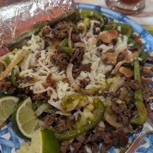 Alambre de carne. Who doesn't love a plate full of steak?!