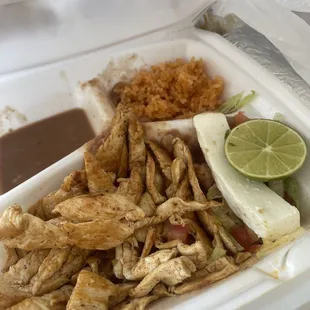 Plato de Plato Fajita Marinada económico y delicioso