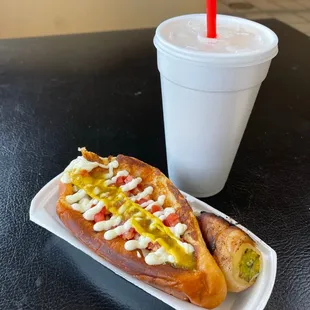 Chipilon and medium horchata