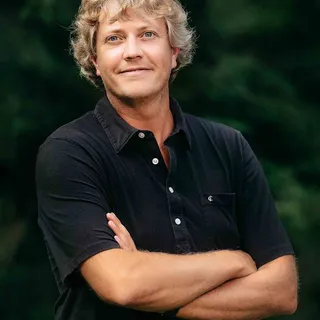 Gavin D.