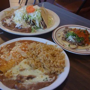 Pollo Soft Tacos