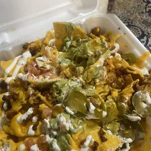 Super nachos with alpastor meat