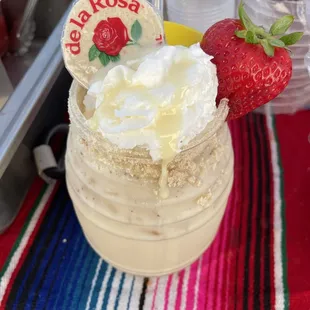 dessert, drink
