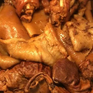 Buche en taco o por libra.     Patas de puerco