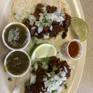 Tacos de pastor con tortilla comprada y 1 centavo de cilantro