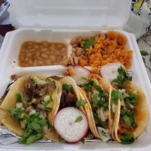 Taco Plate, bisteak and chicken.