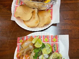 La Curva Taqueria
