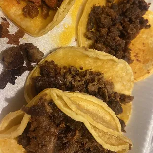Tacos, asada, pastor.