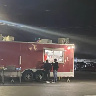 Has me mi orden primero por favor no el DoorDash