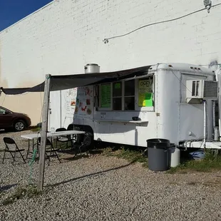 The immobile truck
