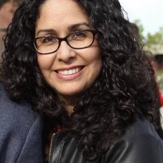 Clara R.
