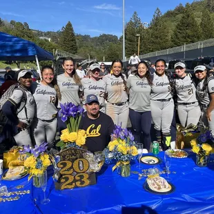 Our happy and full seniors with Emmanuel