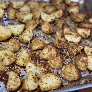 Garlic parmesan roasted potatoes