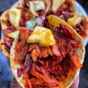 Rico taco de tronpo..tacos el meño