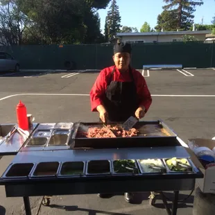 Our catering services makes it easy for you to host your event. You can never go wrong with Taquizas Monarcas catering