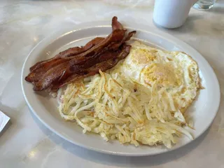 Family Table Restaurant