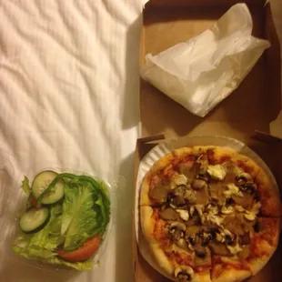 (Very) small salad and a personal pizza that took nearly 2 hours to deliver.