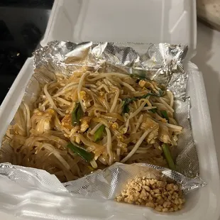 Chicken Pad Thai