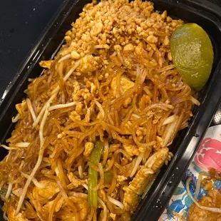 Pad Thai to go