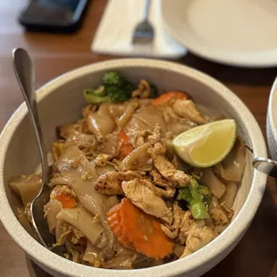 Tarah Thai Kitchen