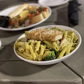 Pesto Penne with Crispy Chicken