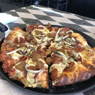 The 14 Inch and the Hand Tossed