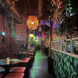 the interior of tarantula tiki lounge