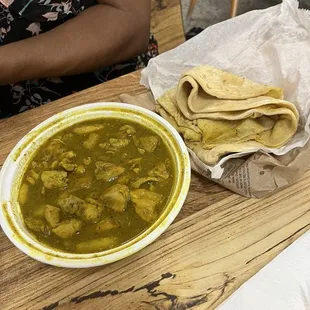 Boneless Curry Chicken with Dhalpuri on the side