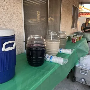 sushi and sashimi, interior
