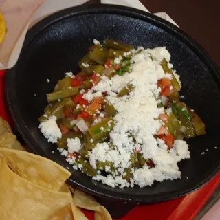 Ensalada de Nopales