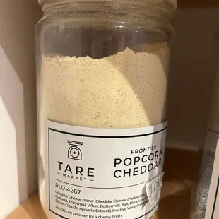Cheddar popcorn topping