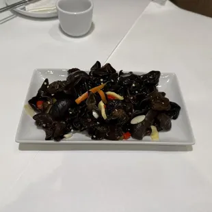 Black wood ear mushrooms with pickled pepper