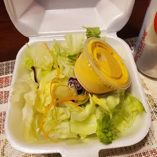 Salad with ginger dressing