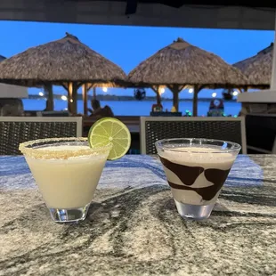 Outside bar, dessert martinis